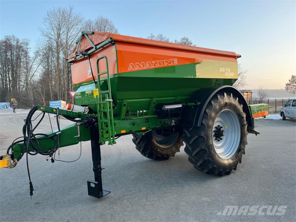 Amazone ZG-TS 8200 Hydro Profi 미네랄 살포기