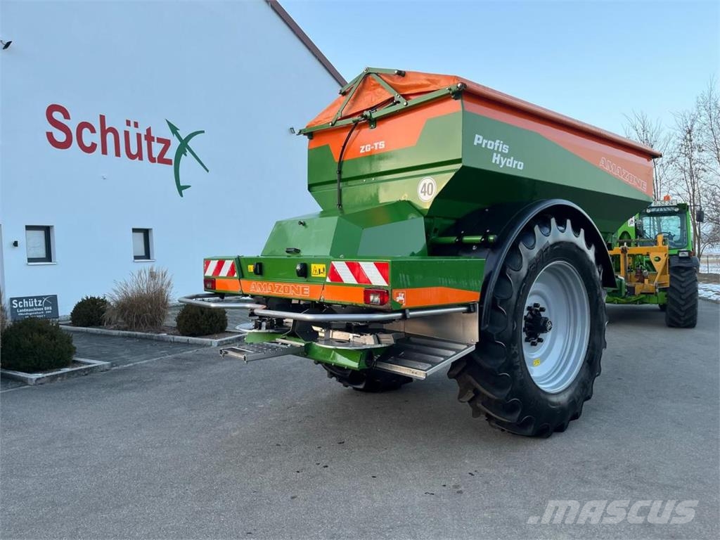 Amazone ZG-TS 8200 Hydro Profi 미네랄 살포기