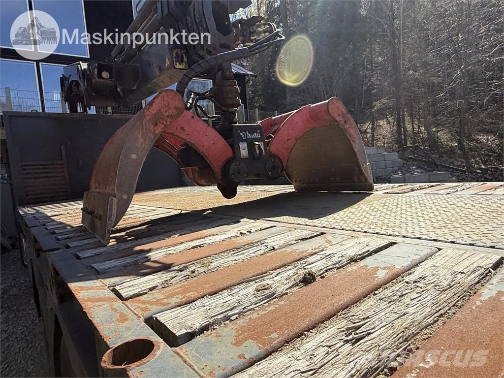 Scania P400LB6X2*4HNA Vlakke laadvloer met kraan