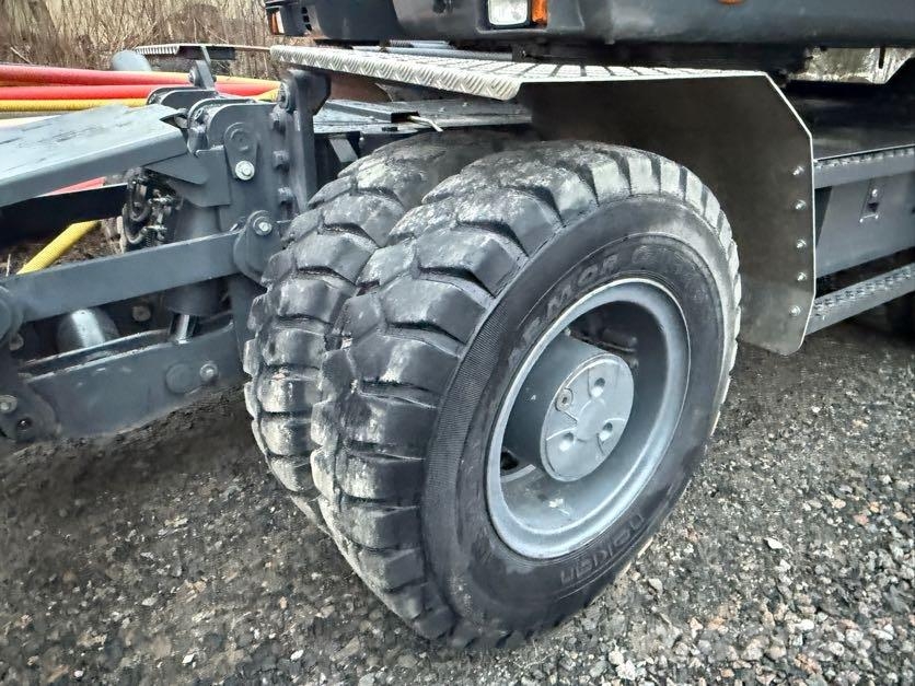 Doosan DX170W Excavadoras de ruedas