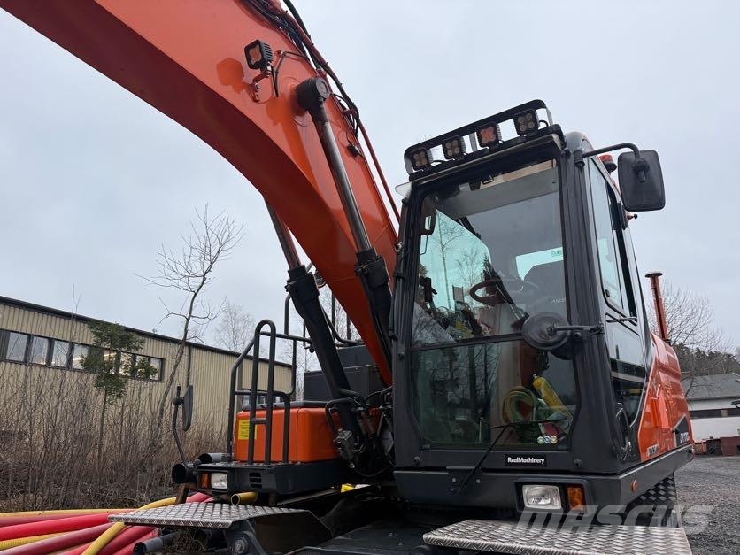 Doosan DX170W Excavadoras de ruedas