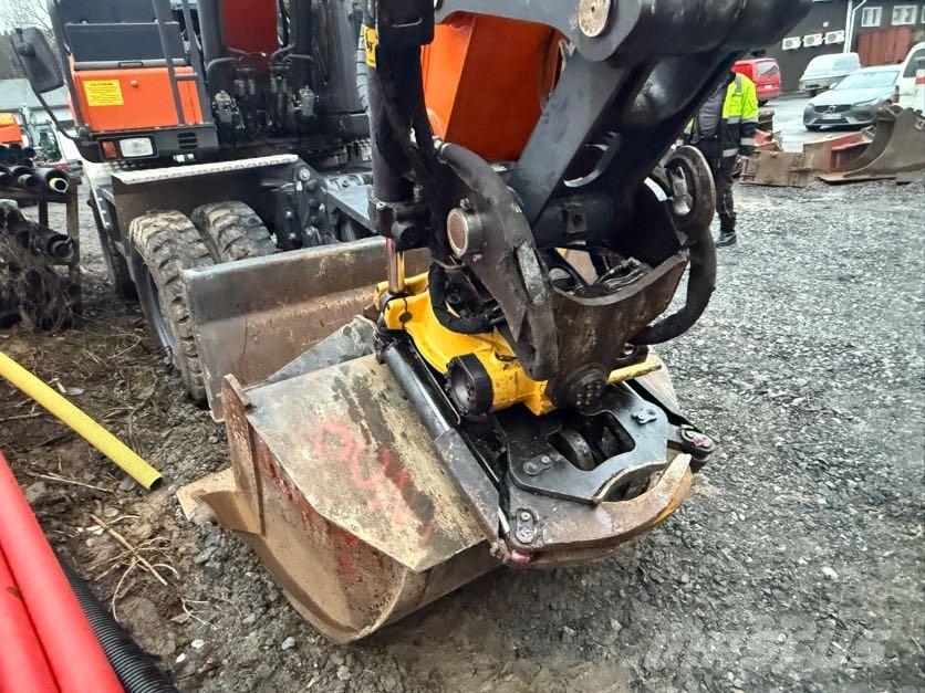 Doosan DX170W Excavadoras de ruedas