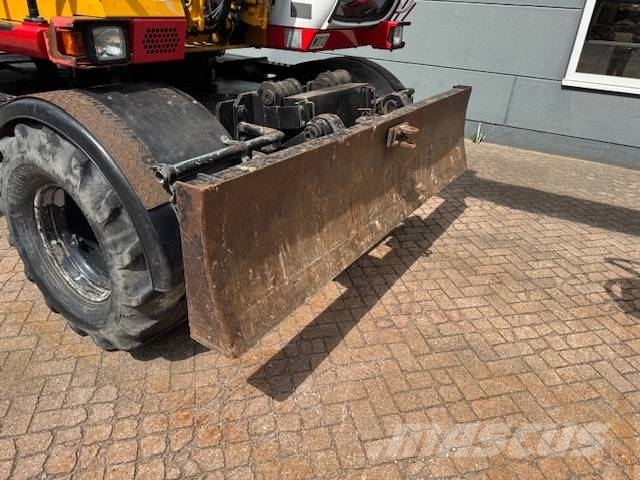 Hitachi ZX 130 W , rototilt, Dutch machine, 2007, Uitgeest