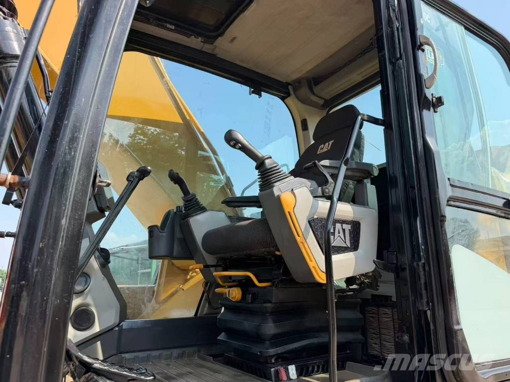 CAT 330GC Raupenbagger