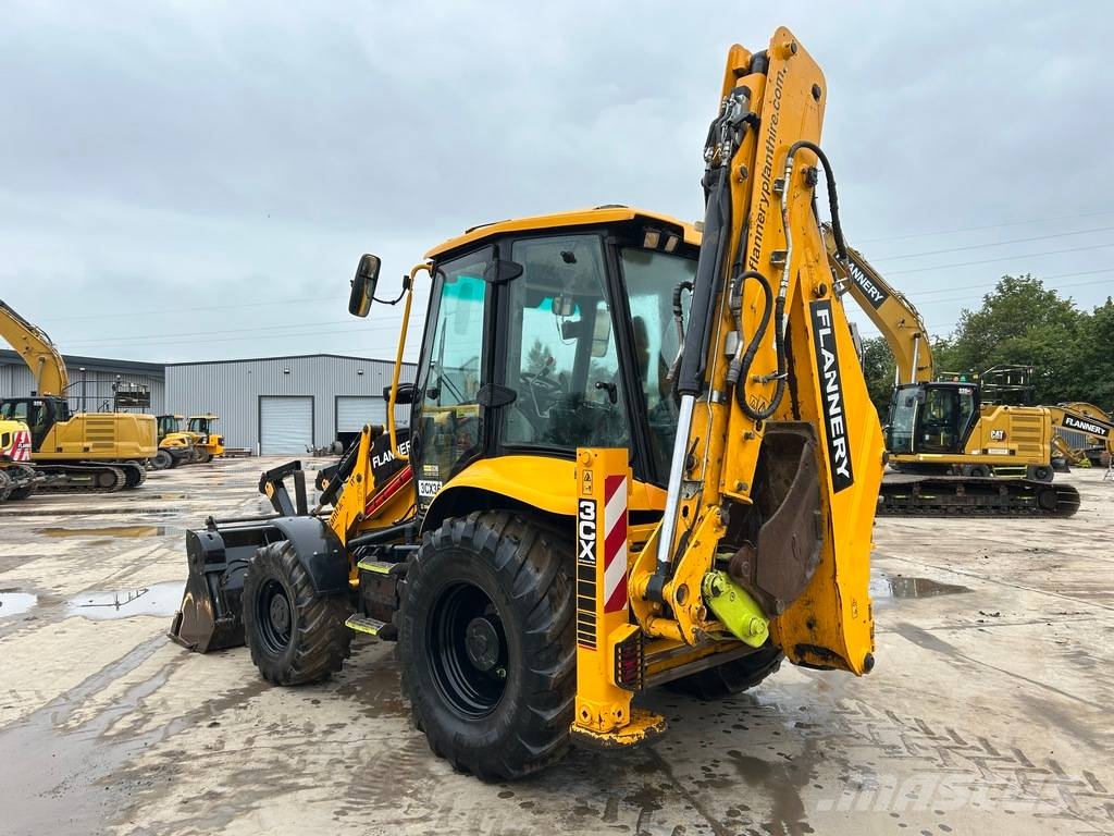 JCB 3CX SITEMASTER PRO - 81kW Baggerlader