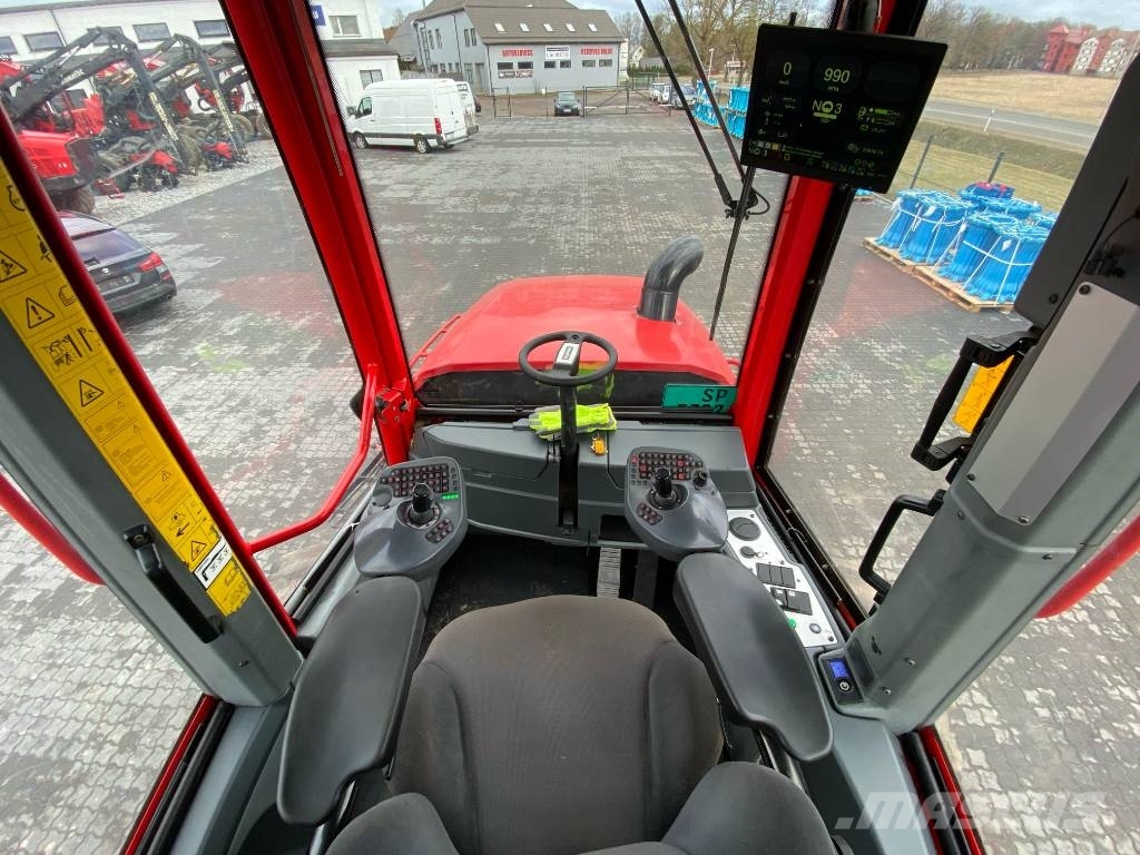 Komatsu 875 Forwarders