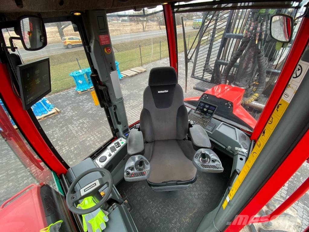 Komatsu 875 Forwarders