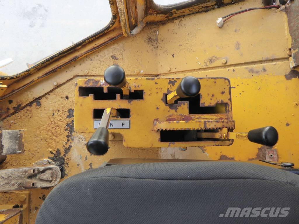 Aveling Barford ASG013 معدات تمهيد الطرق