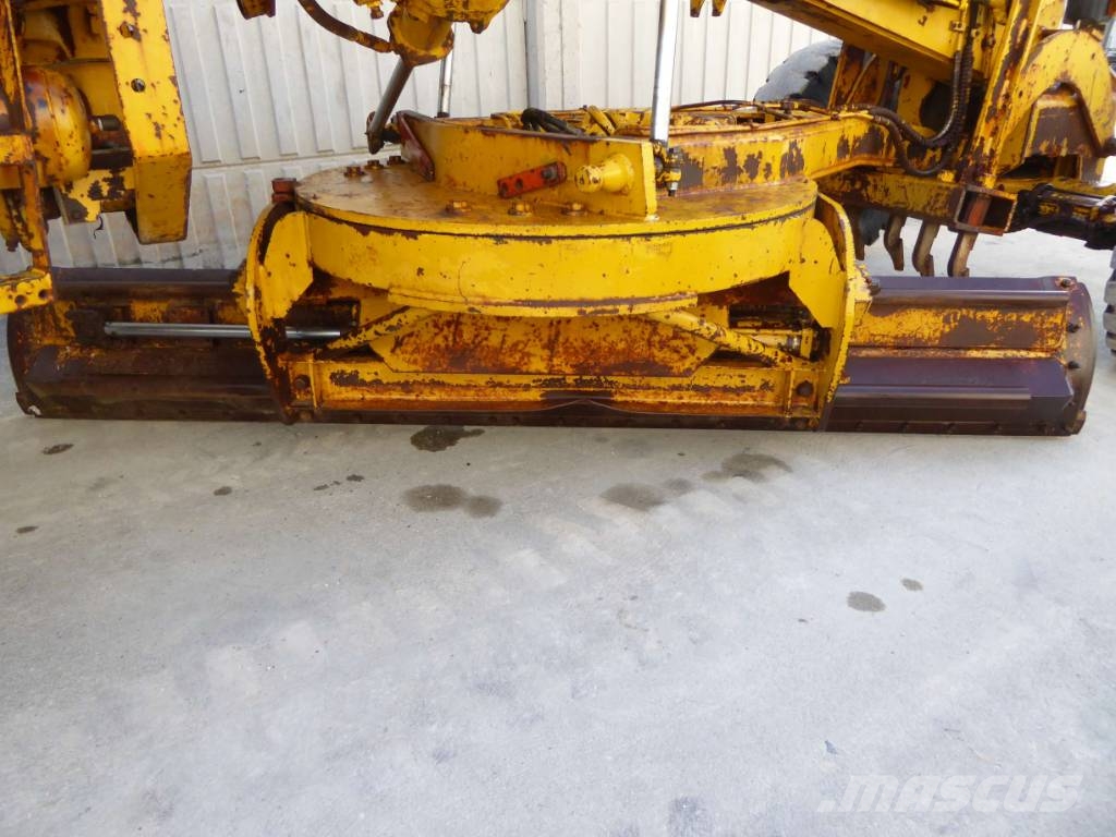 Aveling Barford ASG013 معدات تمهيد الطرق