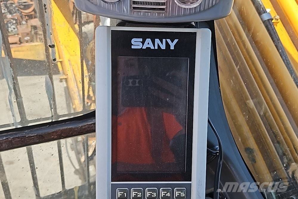 Sany SY 215 C FOR PARTS! Rupsgraafmachines