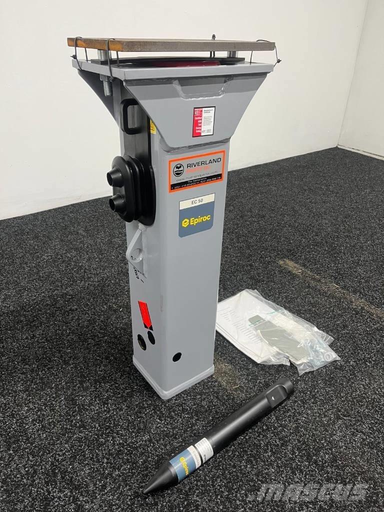 Epiroc EC 50 T hydraulic breaker Hydraulhammare
