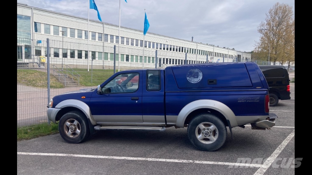 Nissan King cab Pick up/Fiancata ribaltabile