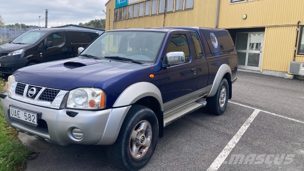 Nissan King cab Pick up/Fiancata ribaltabile