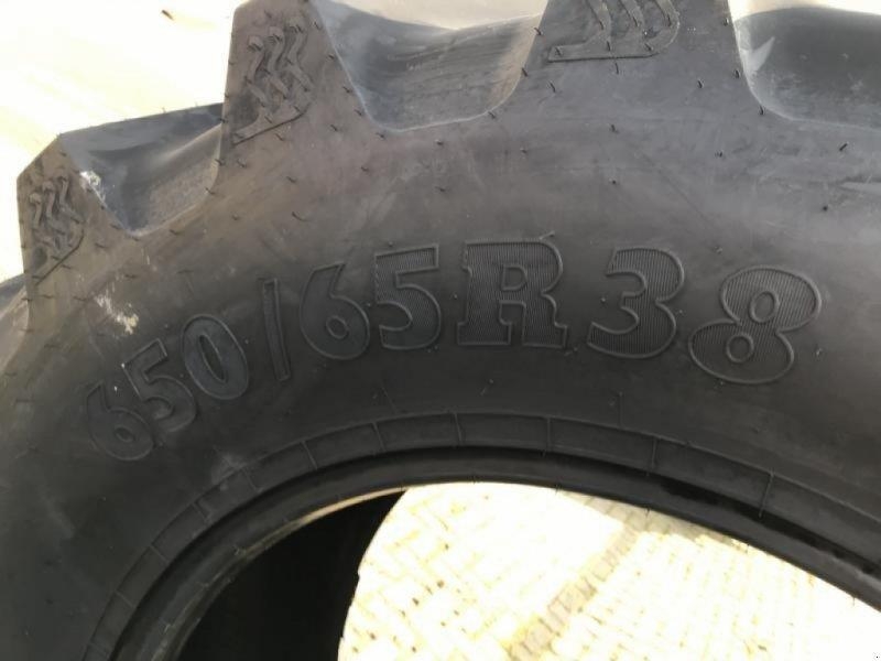 BKT 650/65R38 Pneus, rodas e aros