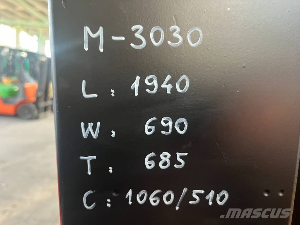 TCM FHD30T3A V-3030 OB Chariots diesel