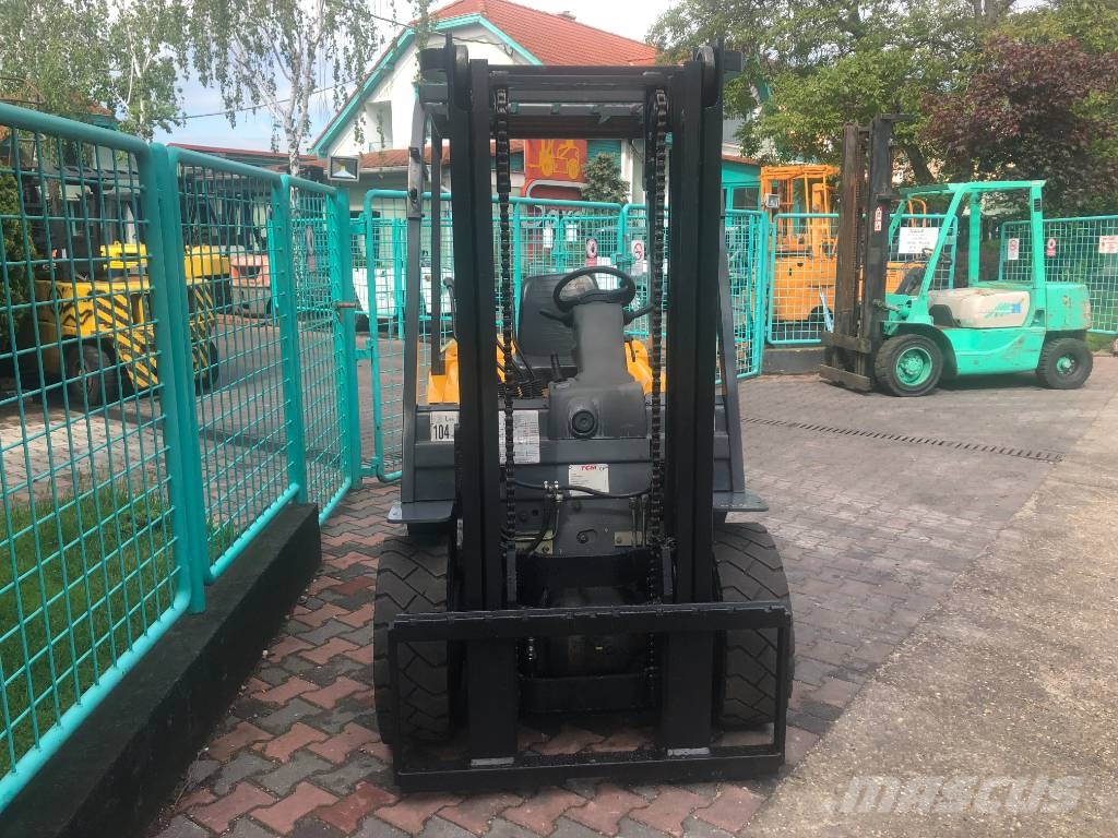 TCM FHD30T3A V-3030 OB Chariots diesel