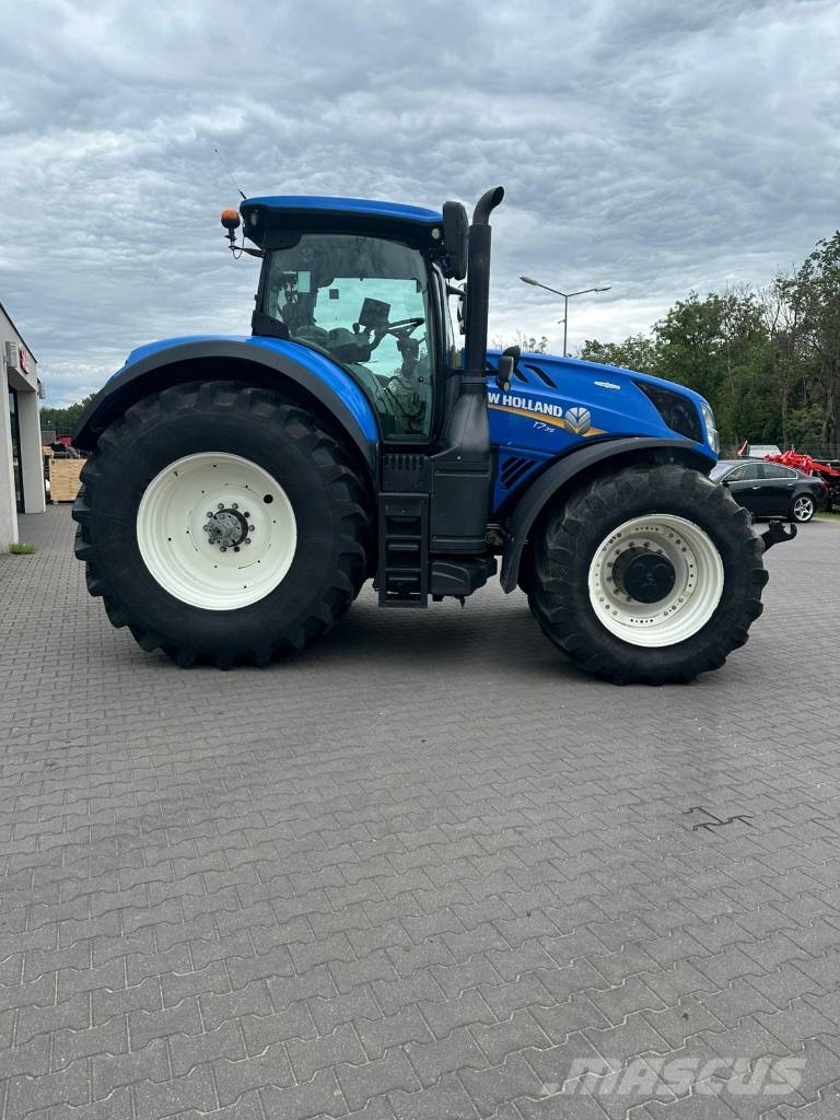 New Holland T 7.315 AC Traktori