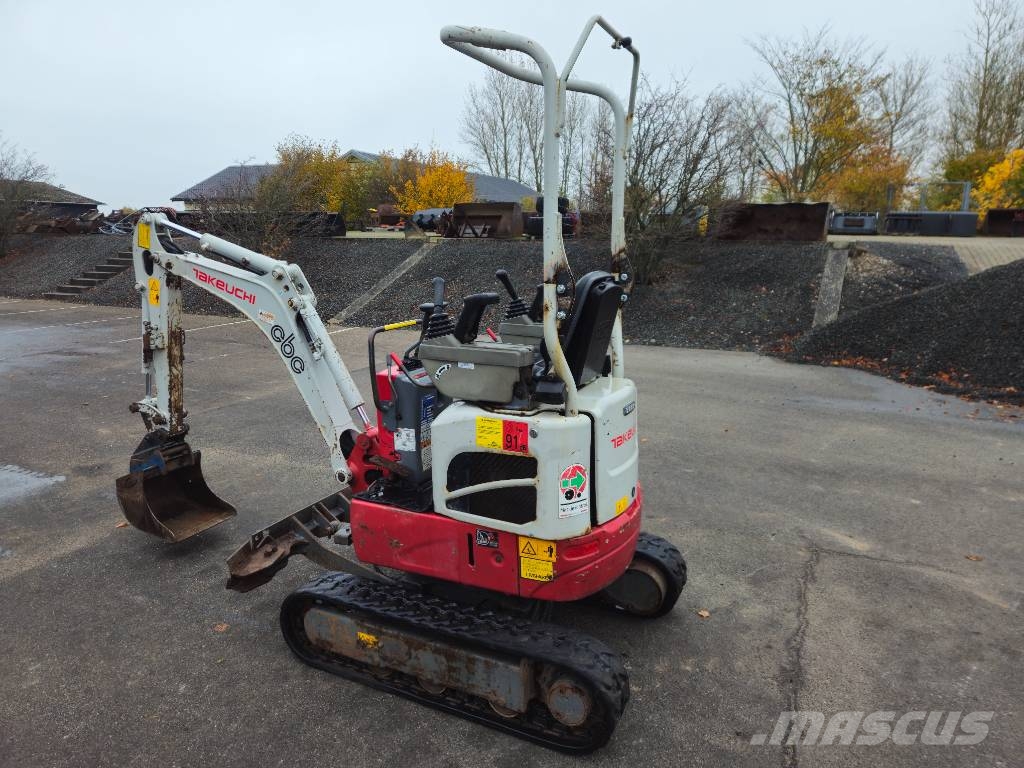 Takeuchi TB 210 R Miniescavatori