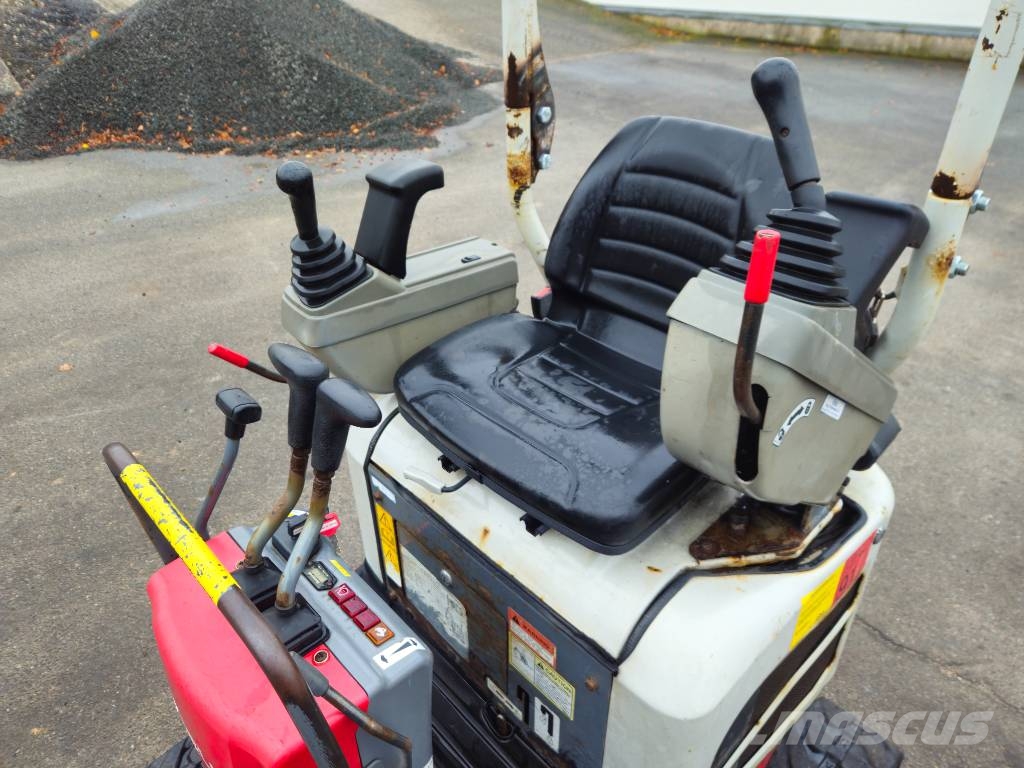 Takeuchi TB 210 R Miniescavatori