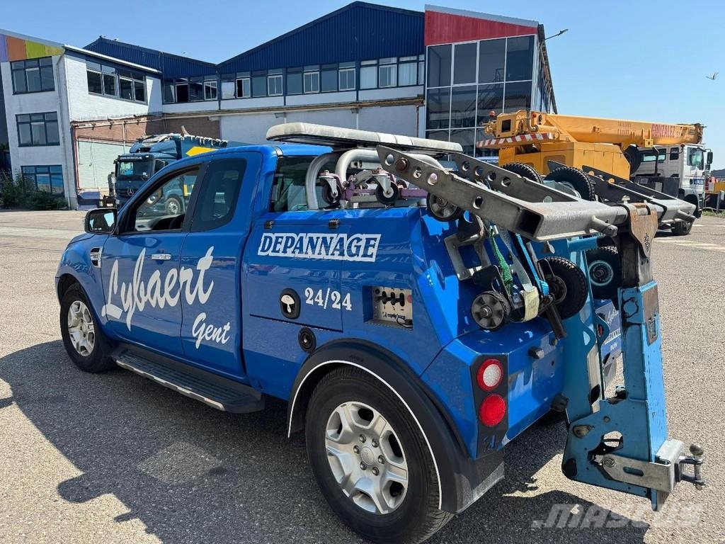 Ford Ranger 4X4 TOW TRUCK + WINCH + REMOTE - EURO 6! Vyprošťovací vozidla