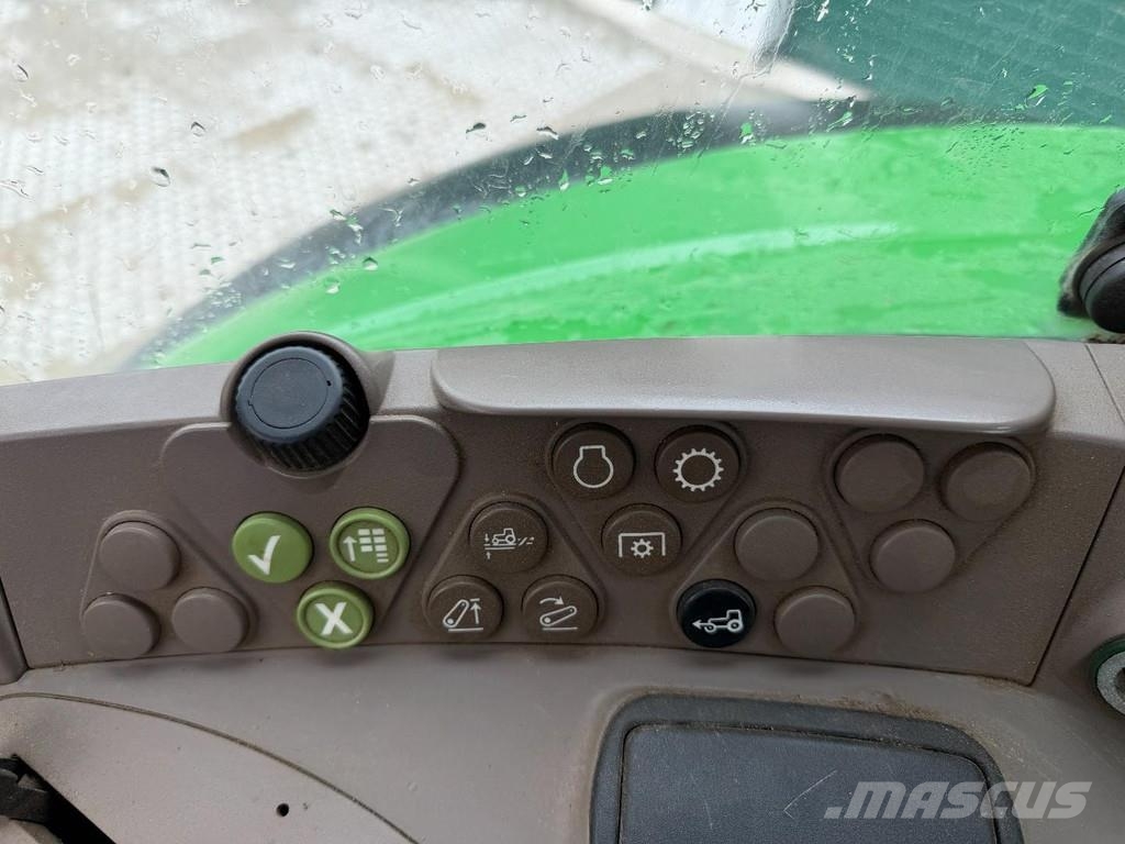 John Deere 7430 Excellent condition الجرارات
