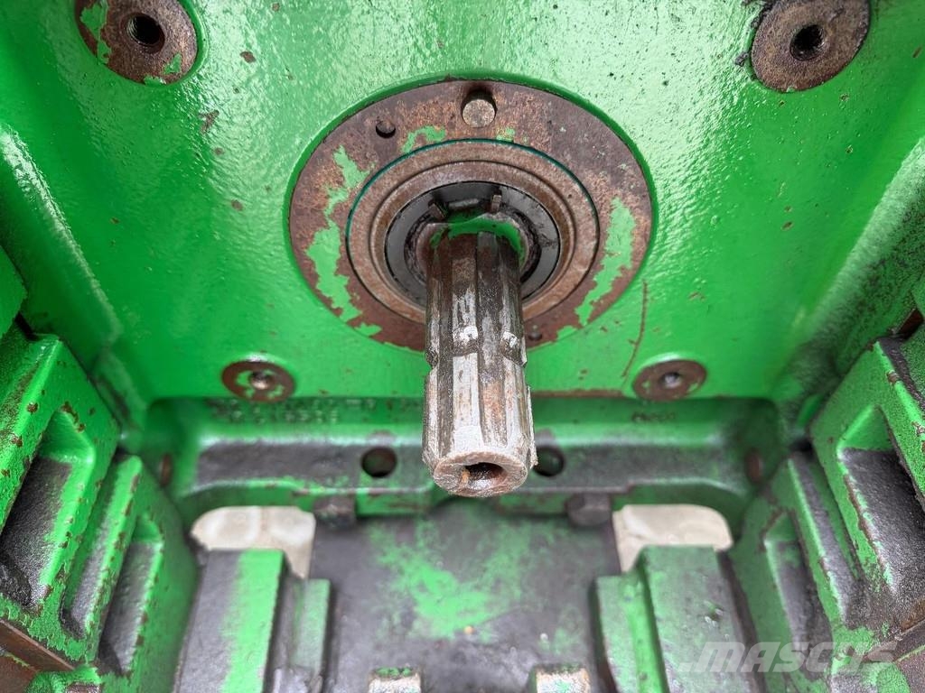 John Deere 7430 Excellent condition الجرارات