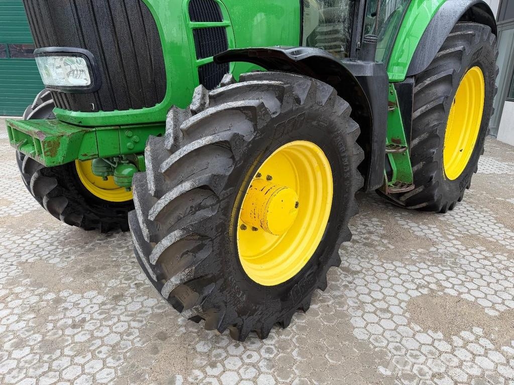 John Deere 7430 Excellent condition الجرارات