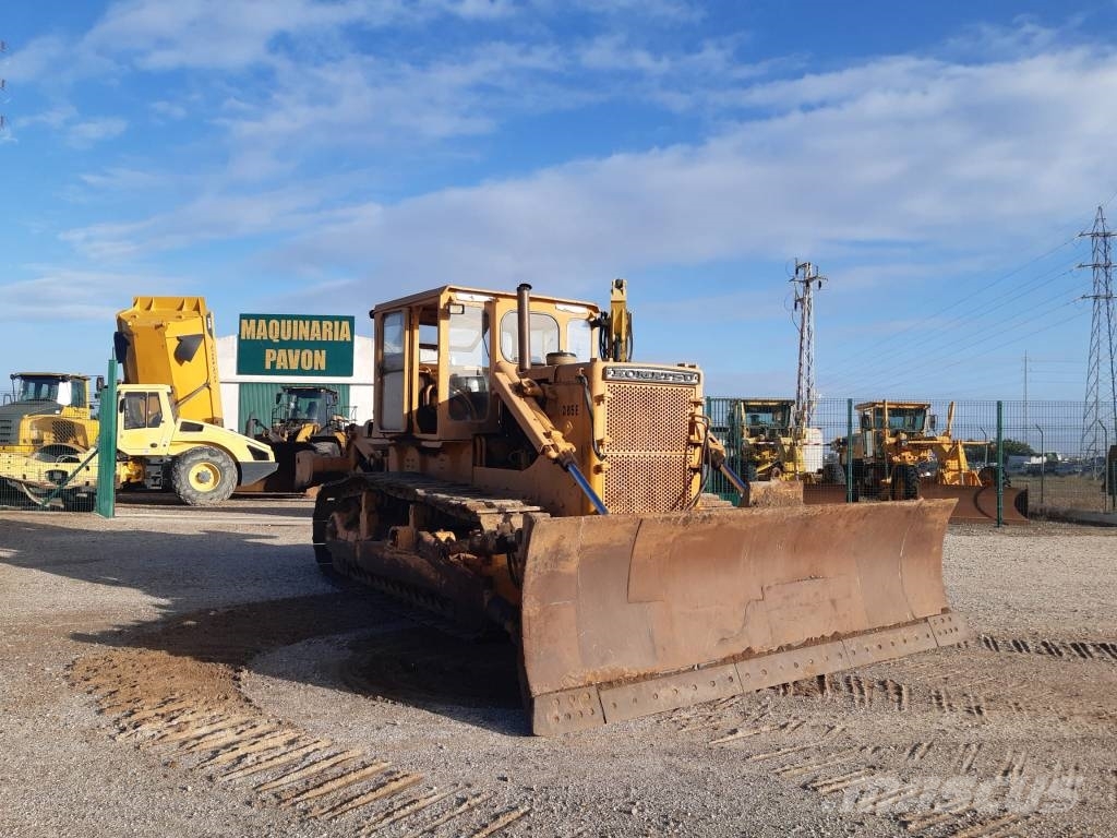 Komatsu D 85 E-12 Vikšriniai buldozeriai