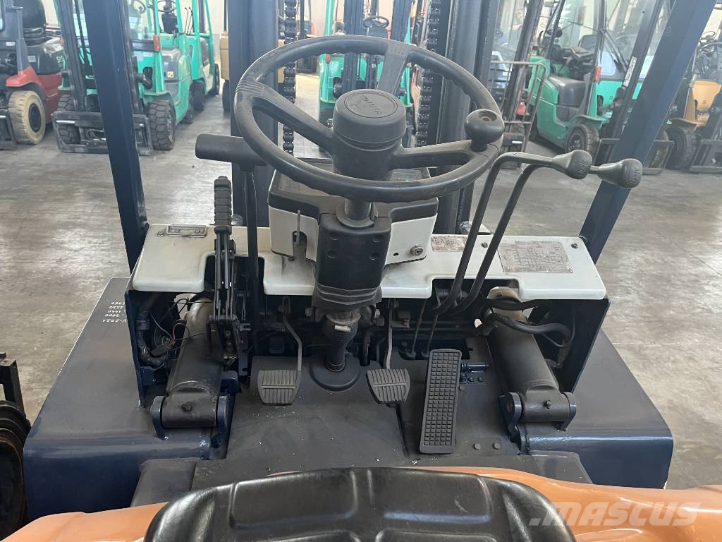 Toyota 5 FD 40 V-2921 OB Dieselové vozíky