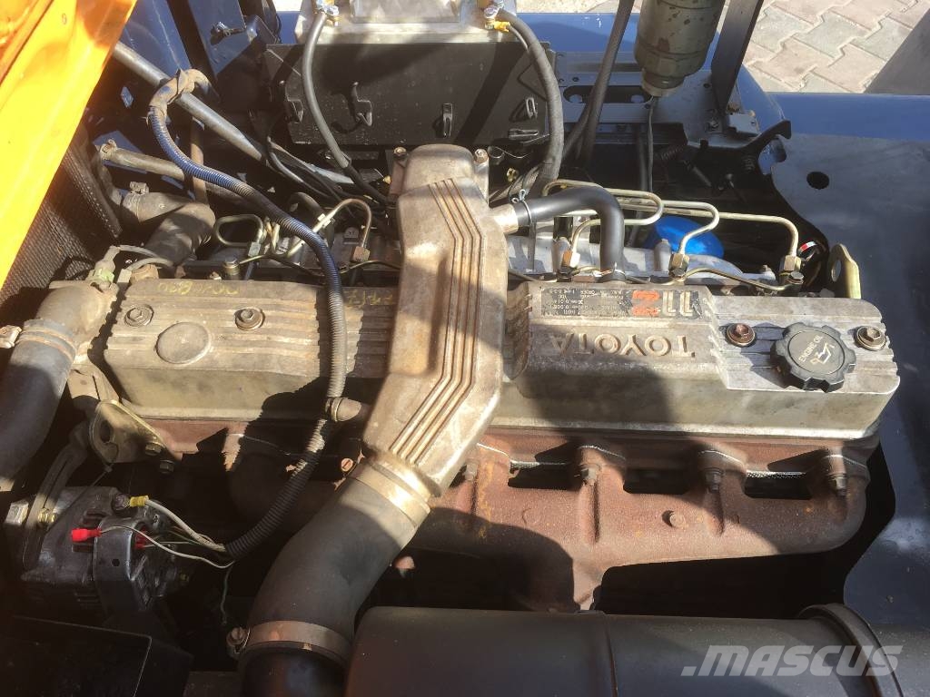Toyota 5 FD 40 V-2921 OB Dieselové vozíky