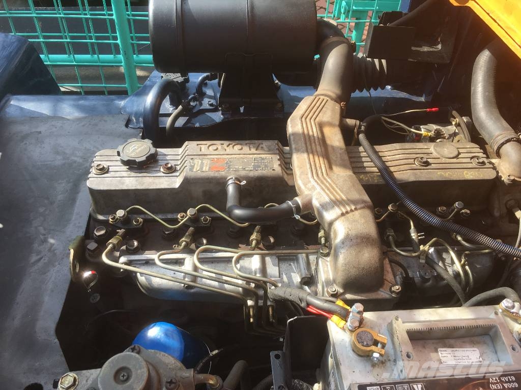 Toyota 5 FD 40 V-2921 OB Dieselové vozíky