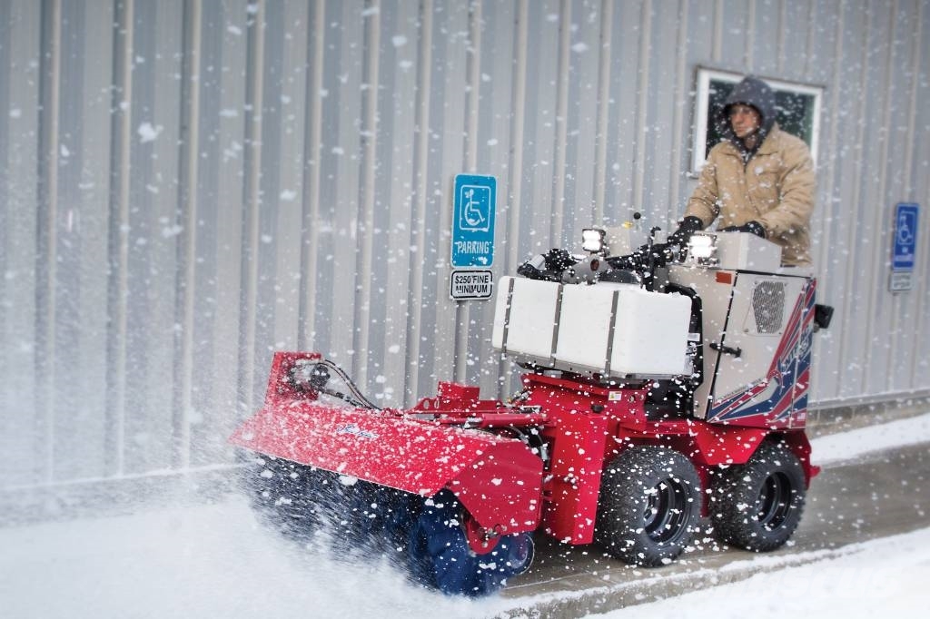 Ventrac 4500Y Tratores