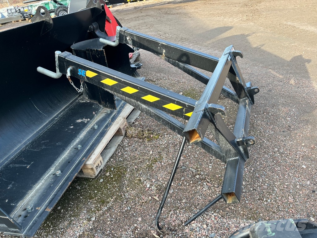 LST Storsäckslyft dubbelkrok Egyéb traktor tartozékok