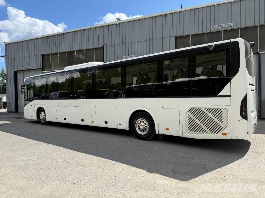 Volvo 8900. 13,1m length. 13 units! Intercity busser