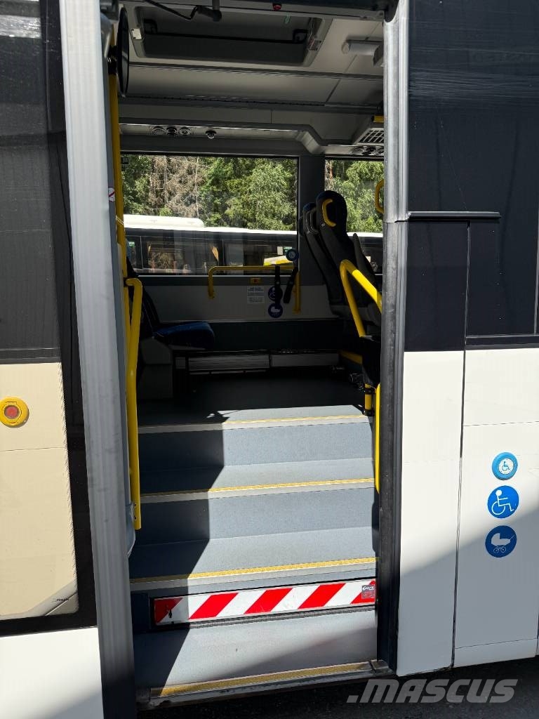 Volvo 8900. 13,1m length. 13 units! Intercity busser