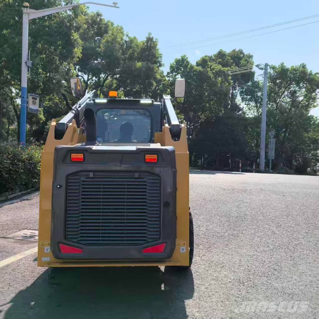 XCMG XC 7-SR 07 B 스키드로더