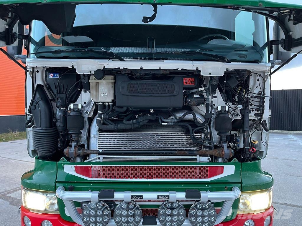 Scania R 580 6x4 FOR SALE AS CHASSIS / RETARDER Camiones con chasís y cabina