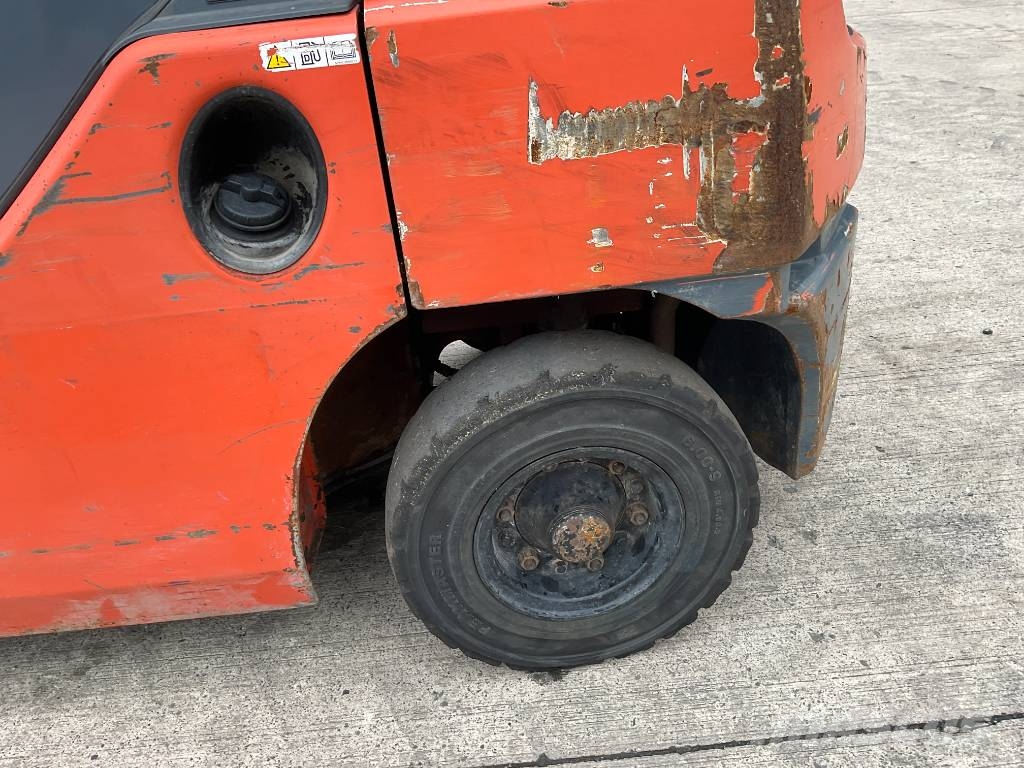 Toyota 8-FDF-25 Diesel forklifts