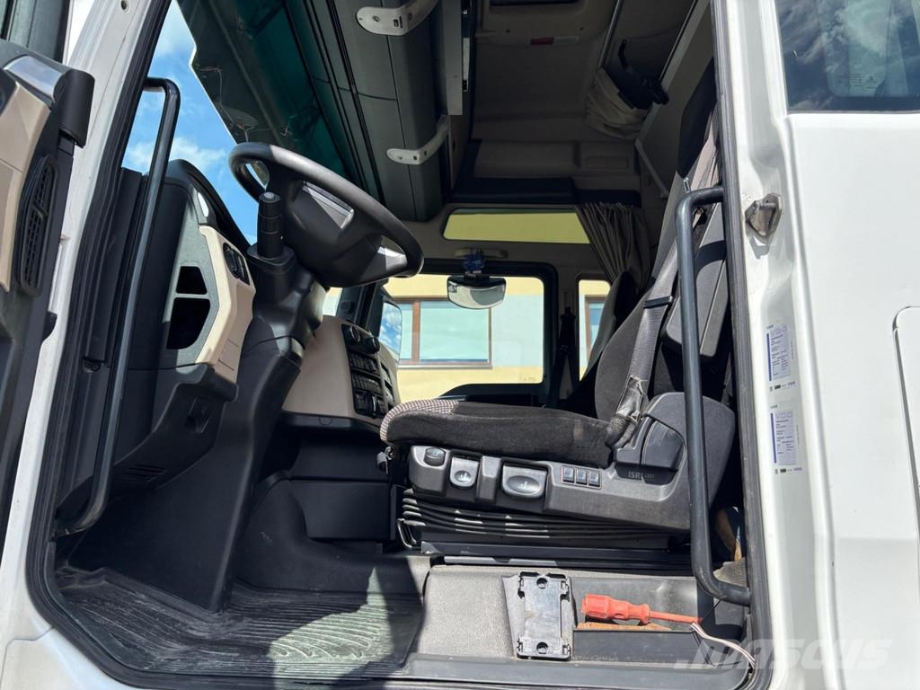 MAN TGX 28.580 6x2 EURO6 + RETARDER + ENGINE DEFECT + Camiones portacontenedores