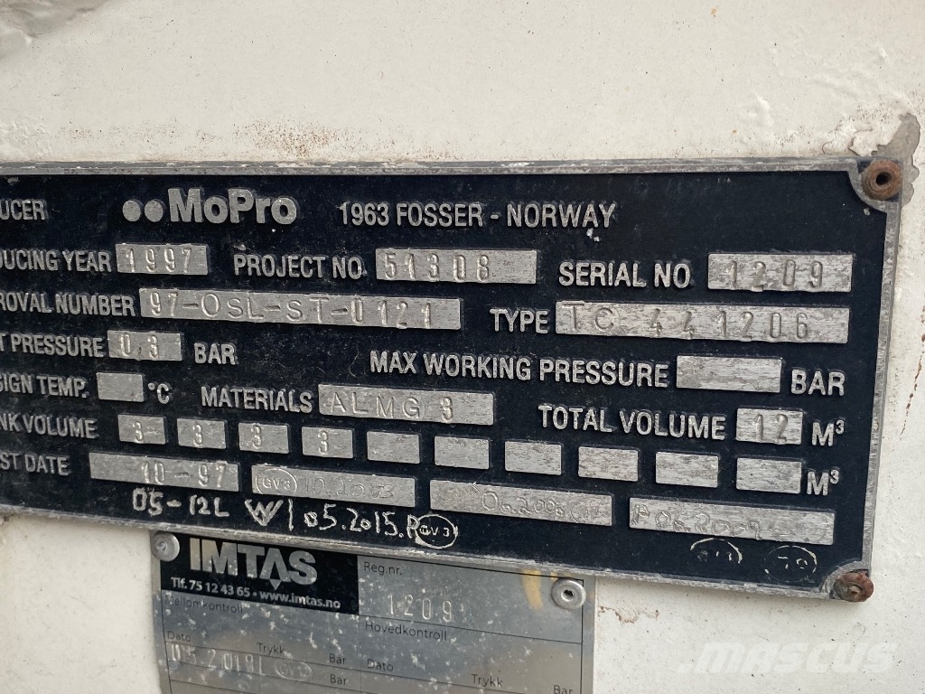 MoPro Pedler tank 12000 litres, pump equipment タンク