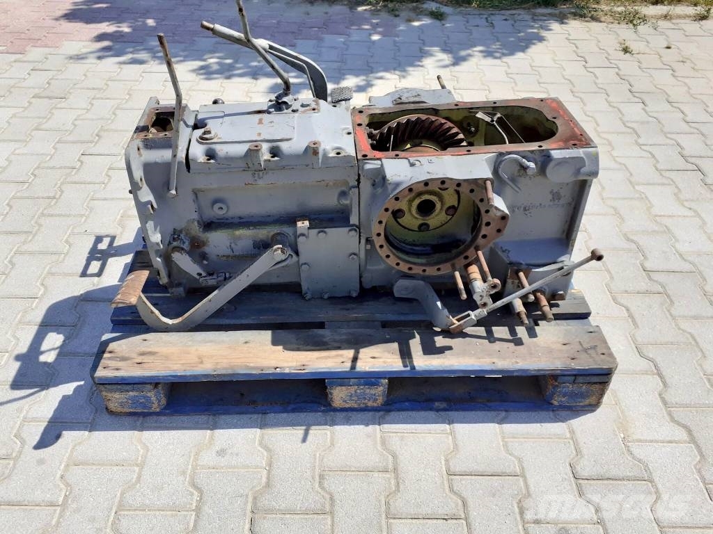 Fendt 103 GEARBOX Chassis og understell
