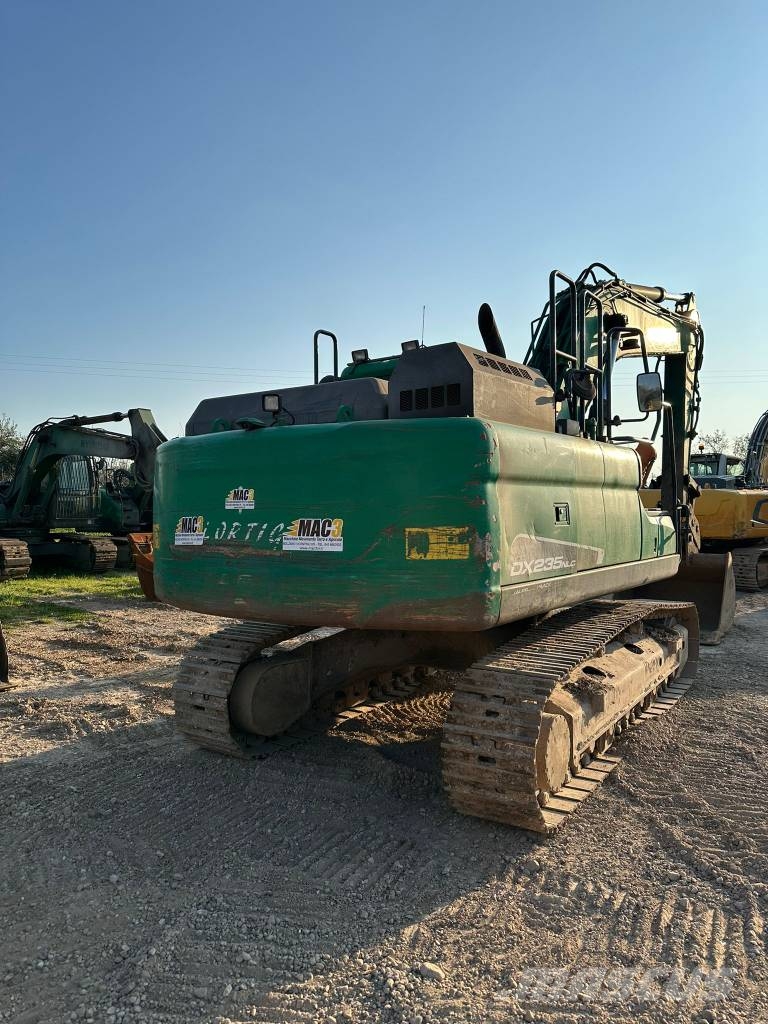 Doosan DX 235 NLC Escavadoras de rastos