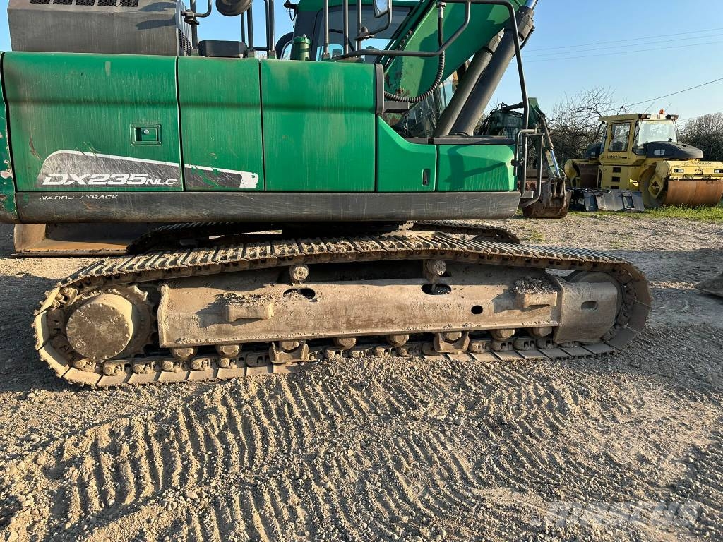 Doosan DX 235 NLC Escavadoras de rastos