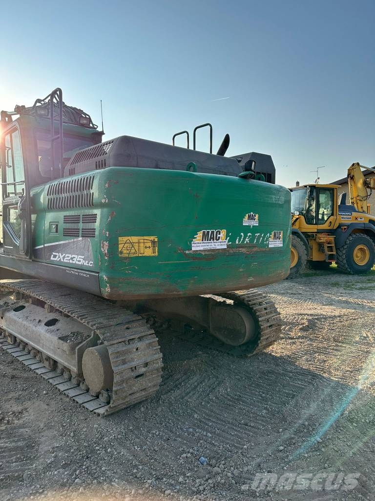 Doosan DX 235 NLC Escavadoras de rastos
