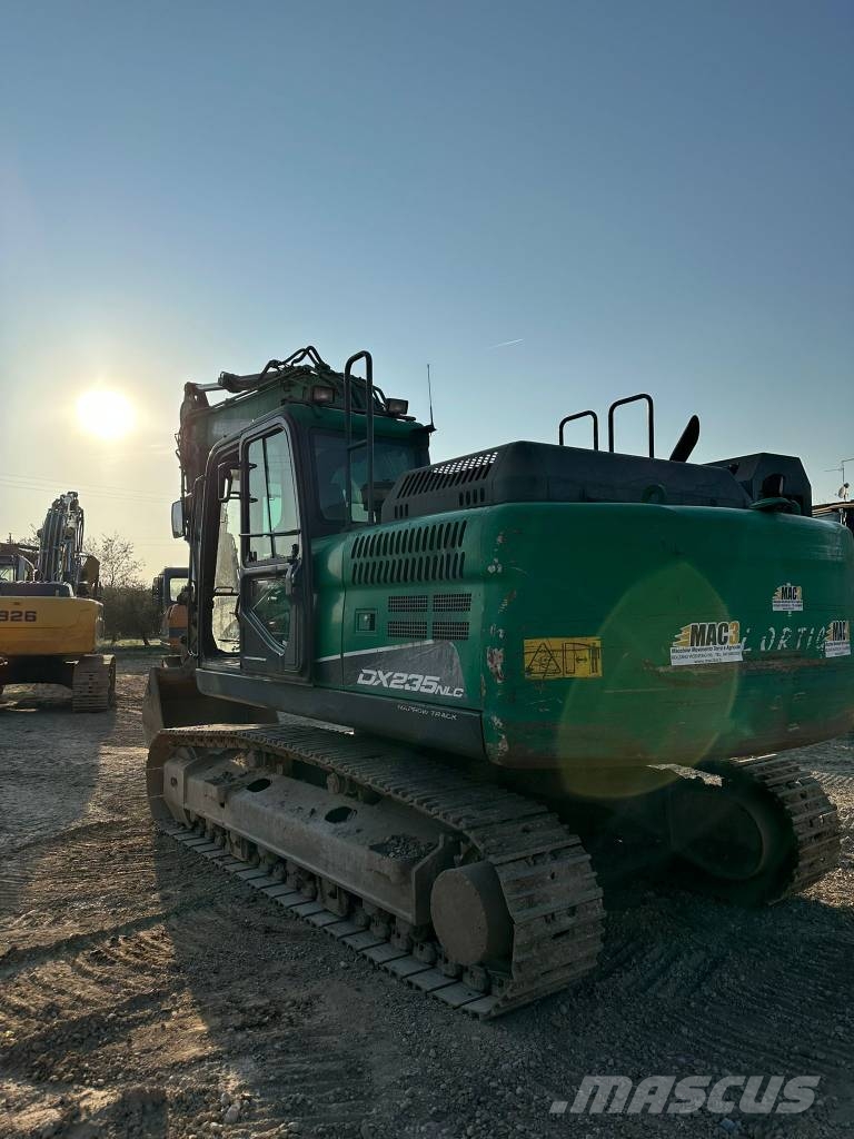 Doosan DX 235 NLC Escavadoras de rastos