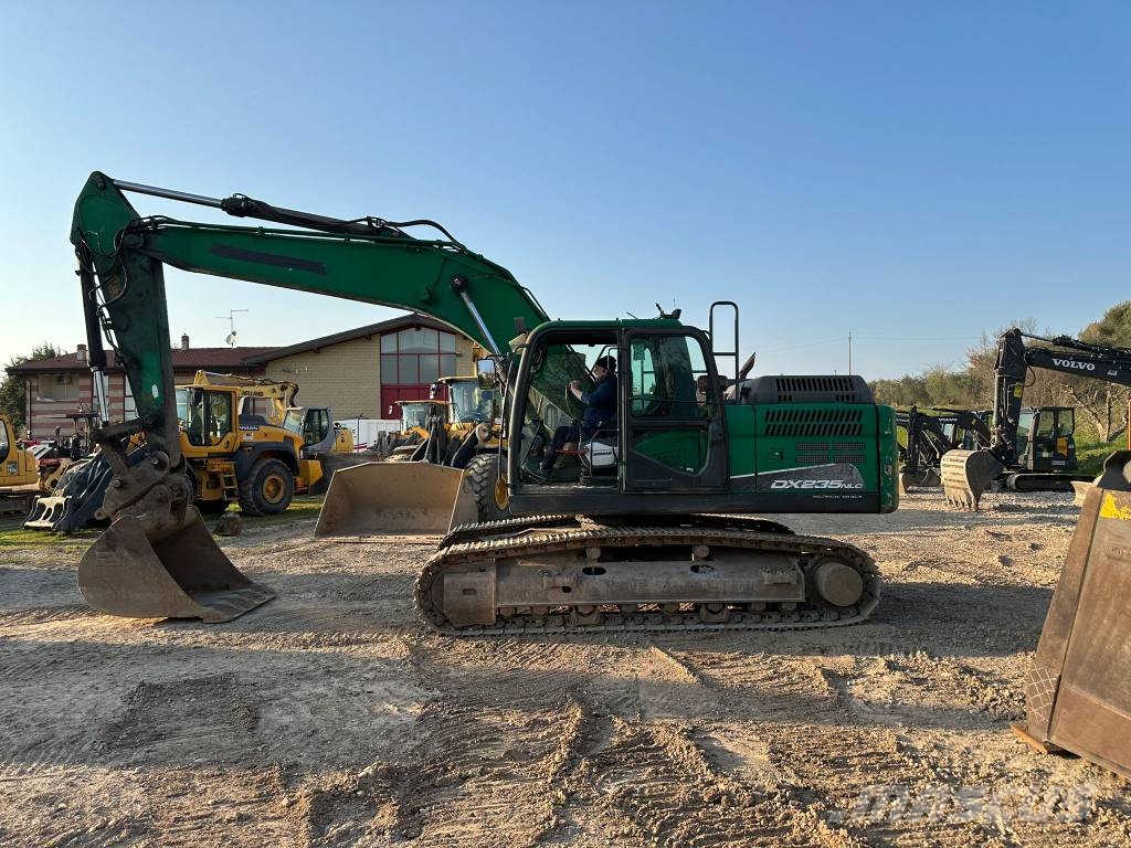 Doosan DX 235 NLC Escavadoras de rastos