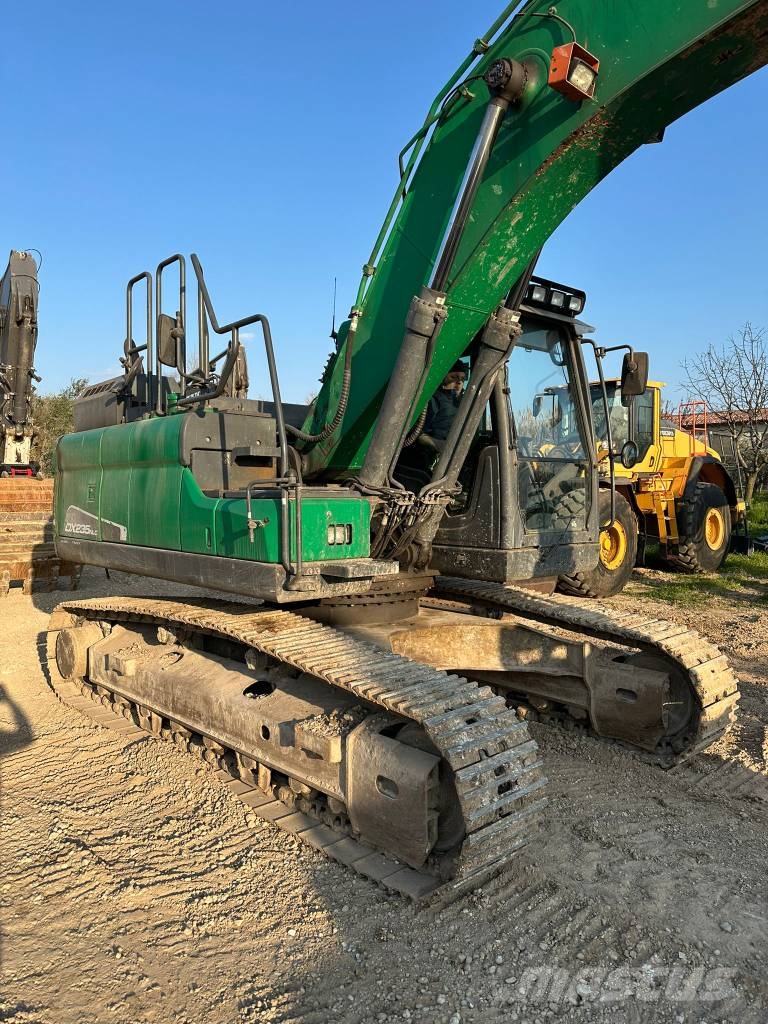 Doosan DX 235 NLC Escavadoras de rastos