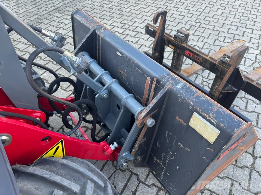 Weidemann 1160E . Minilader