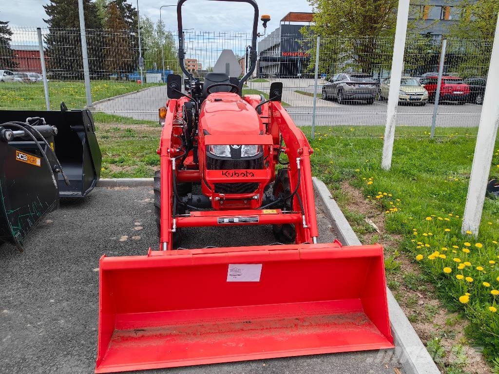 Kubota L1-382 HST Traktorer