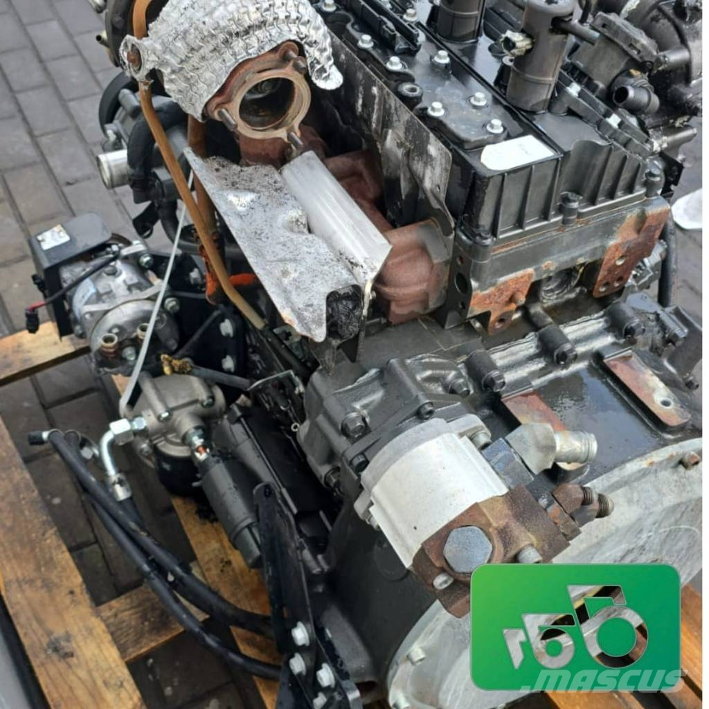 Massey Ferguson / Bobcat Hyundai D34 engine 发动机